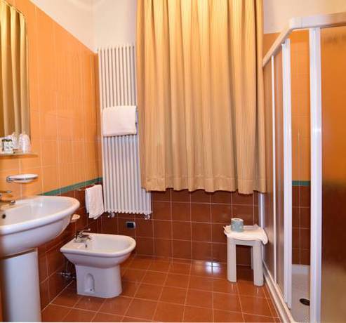 Imagen de la habitación del Hotel Prealpi. Foto 13