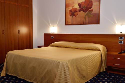 Imagen de la habitación del Hotel Prealpi. Foto 15