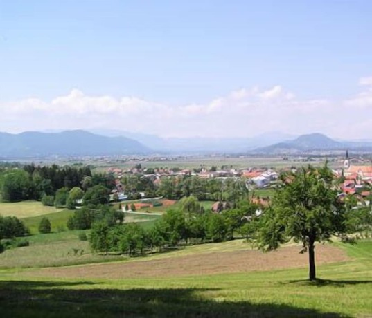 Imagen de los exteriores del Hotel Prebold. Foto 10