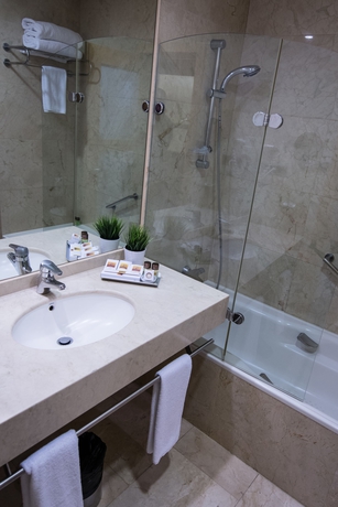 Imagen de la habitación del Hotel Preciados. Foto 8