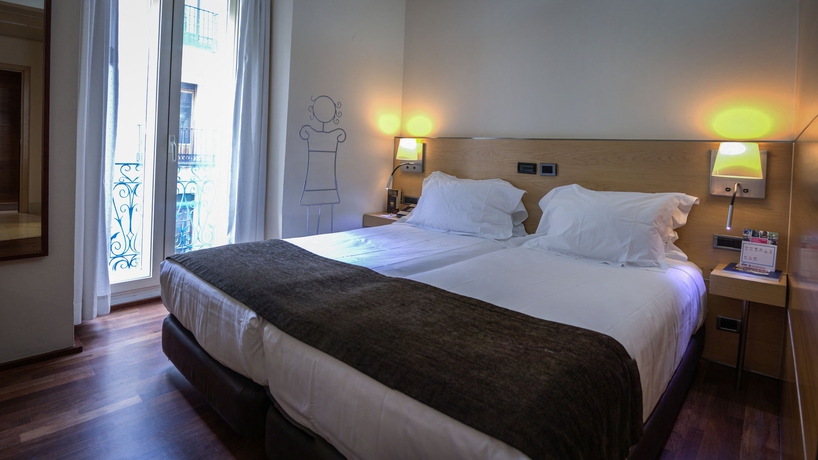 Imagen de la habitación del Hotel Preciados. Foto 10