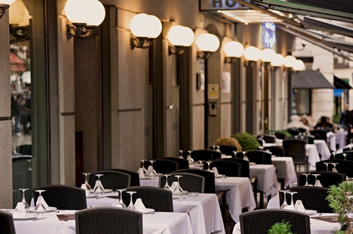 Imagen del bar/restaurante del Hotel Preciados. Foto 3