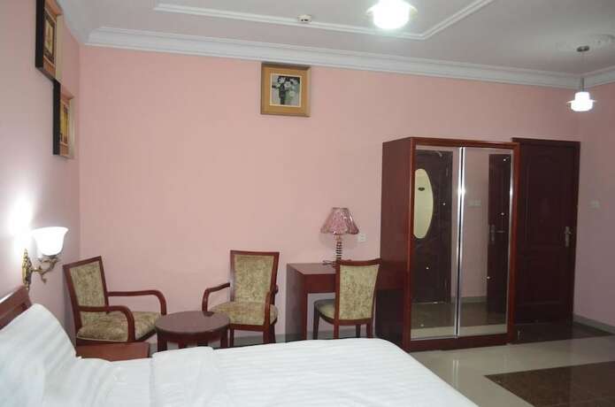 Imagen de la habitación del Hotel Precious Guest lodge. Foto 15