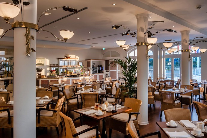 Imagen del bar/restaurante del Hotel Precise Resort Schwielowsee. Foto 2