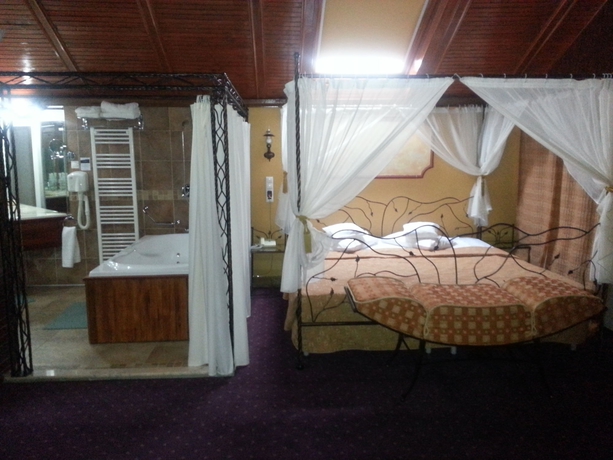 Imagen de la habitación del Hotel Predeal Comfort Suites. Foto 6