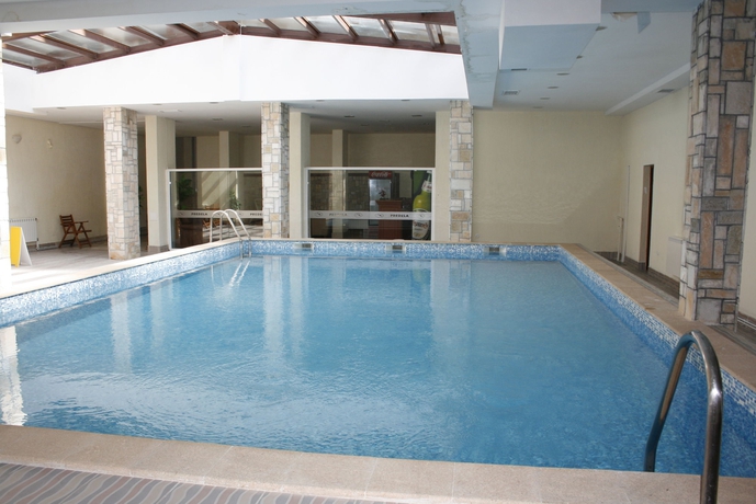 Imagen de la piscina del Hotel Predela 1 Apartments. Foto 13