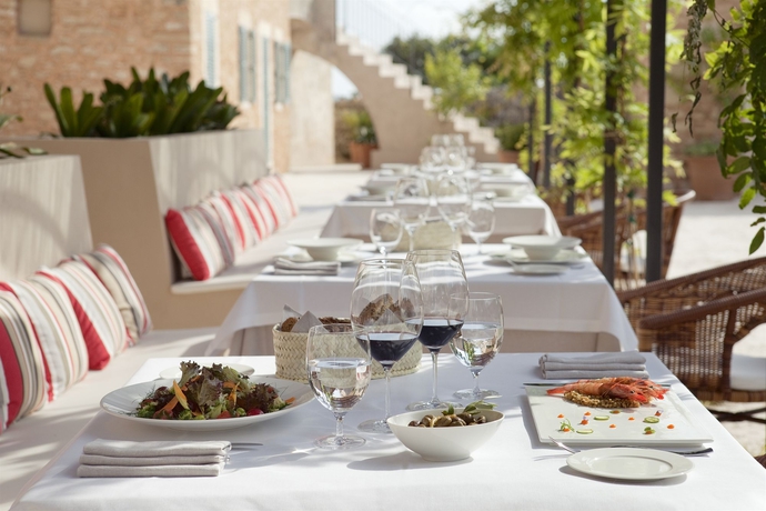 Imagen del bar/restaurante del Hotel Predi Son Jaumell. Foto 4