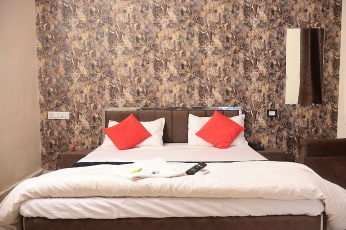 Imagen de la habitación del Hotel Prem Palace. Foto 2
