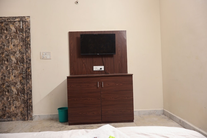 Imagen de la habitación del Hotel Prem Palace. Foto 3