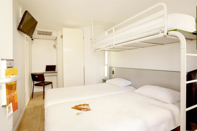 Imagen de la habitación del Hotel Premi&egrave;re Classe A&eacute;roport Marseille. Foto 7