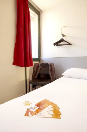 Imagen de la habitación del Hotel Premi&egrave;re Classe A&eacute;roport Marseille. Foto 12