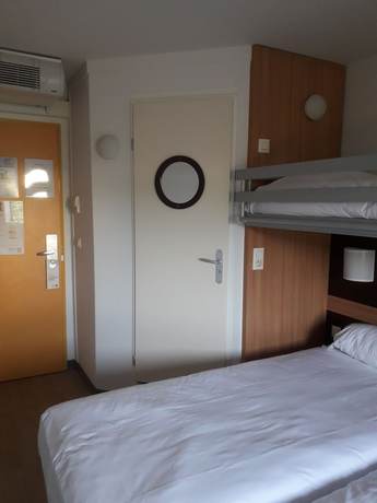 Imagen de la habitación del Hotel Premi&egrave;re Classe Annemasse - Ville La Grand. Foto 9