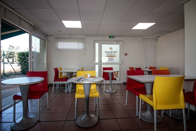 Imagen del bar/restaurante del Hotel Première Classe Bordeaux Sud - Pessac Bersol. Foto 2