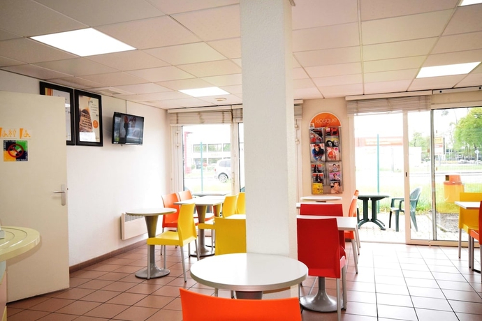 Imagen del bar/restaurante del Hotel Première Classe Bordeaux Sud - Pessac Bersol. Foto 3