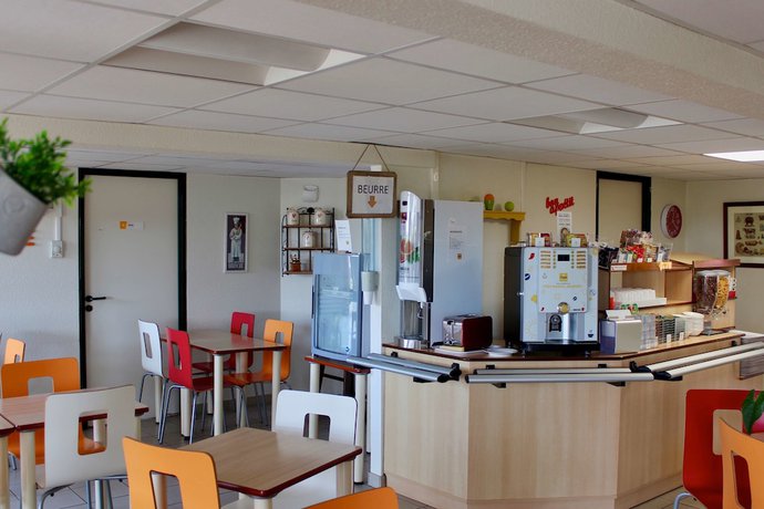 Imagen del bar/restaurante del Hotel Premi&egrave;re Classe Chateauroux - Saint Maur. Foto 2