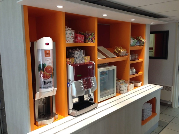 Imagen del bar/restaurante del Hotel Première Classe Epinay Sur Orge. Foto 8