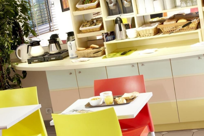 Imagen del bar/restaurante del Hotel Première Classe Le Mans Ouest Université. Foto 4