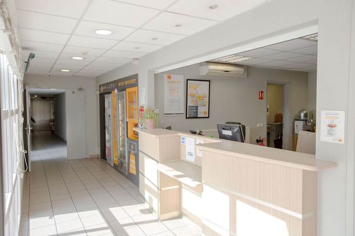 Imagen de los interiores del Hotel Premi&egrave;re Classe Lyon Sud - A7. Foto 20