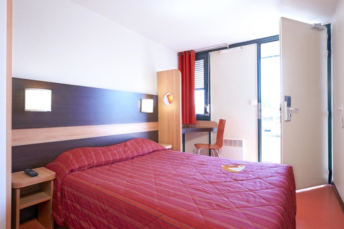 Imagen del bar/restaurante del Hotel Premi&egrave;re Classe Nevers - Varennes Vauzelles. Foto 7