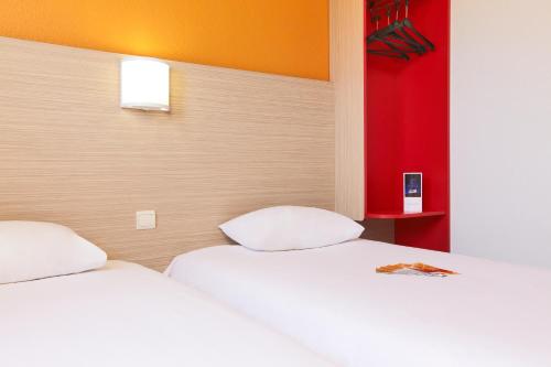Imagen de la habitación del Hotel Premi&egrave;re Classe Perpignan Nord - A&eacute;roport. Foto 19