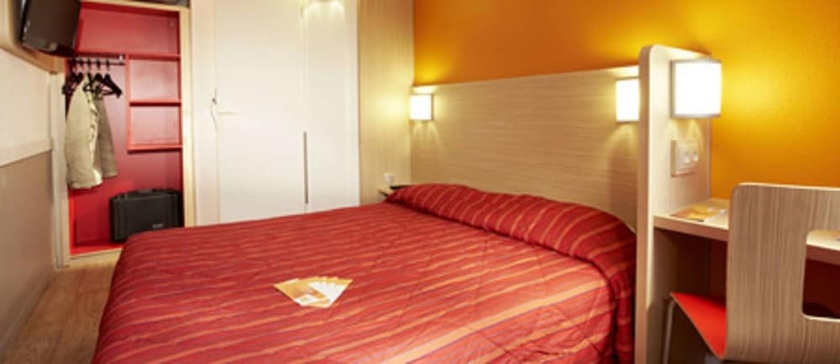 Imagen de la habitación del Hotel Première Classe Versailles - St Cyr L'ecole. Foto 7