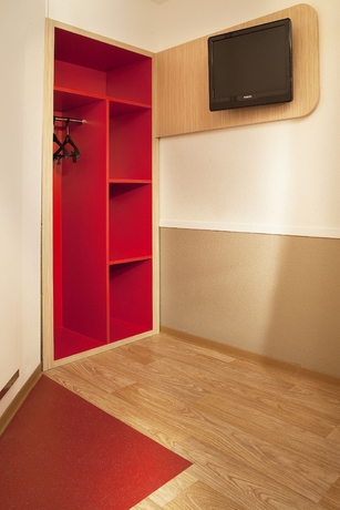 Imagen de la habitación del Hotel Première Classe Versailles - St Cyr L'ecole. Foto 14