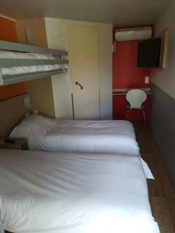 Imagen de la habitación del Hotel Premi&egrave;re Classe Vichy - Bellerive Sur Allier. Foto 7
