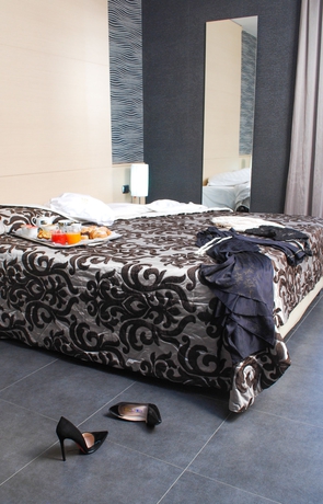 Imagen de la habitación del Hotel Première, Varcaturo. Foto 5