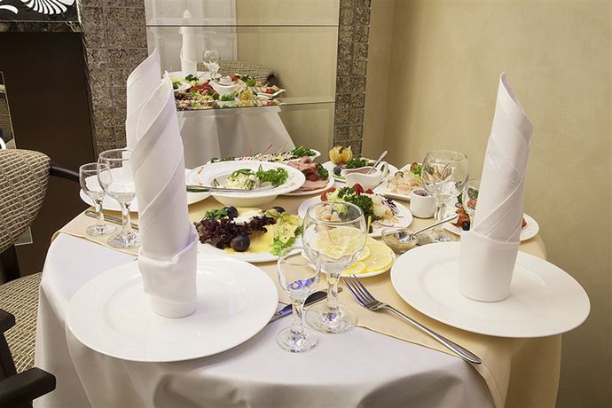 Imagen del bar/restaurante del Hotel Premier Abri. Foto 10