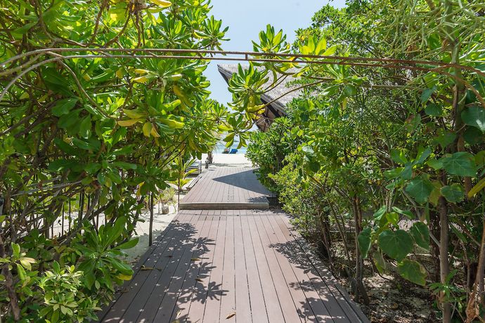 Imagen de los exteriores del Hotel Premier Beach. Foto 16