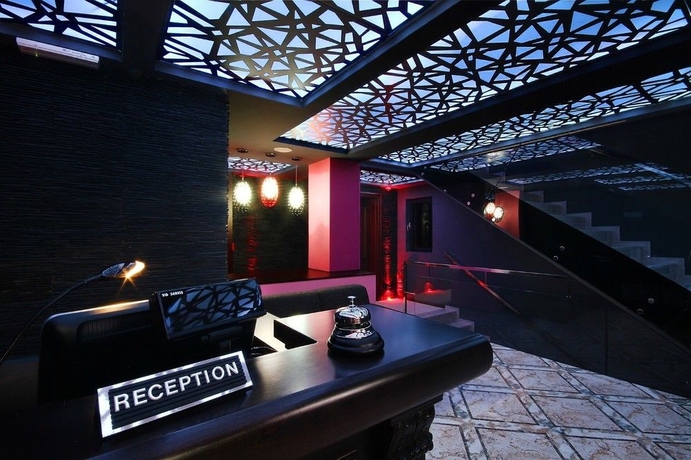 Imagen general del Hotel Premier, Becici. Foto 4