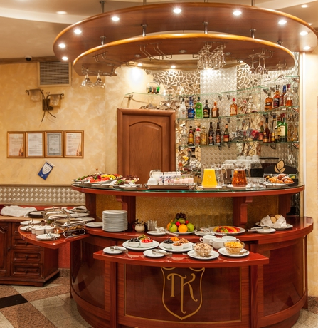 Imagen del bar/restaurante del Hotel Premier By Usta Hotels. Foto 7