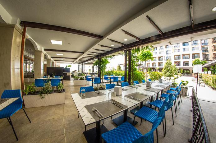 Imagen del bar/restaurante del Hotel Premier Fort Club - Full Board. Foto 6