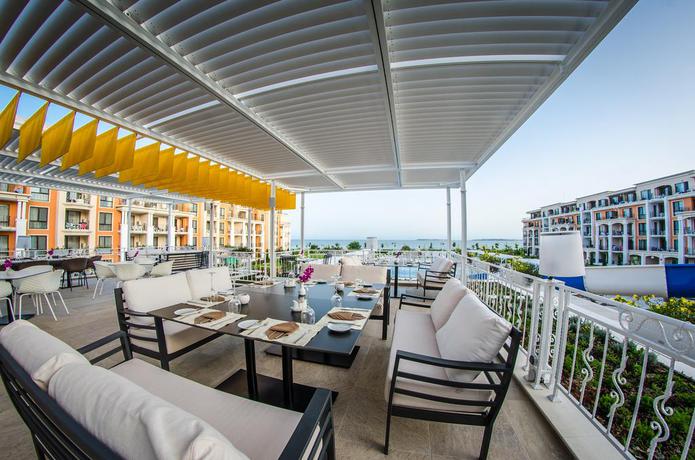 Imagen del bar/restaurante del Hotel Premier Fort Club - Full Board. Foto 7