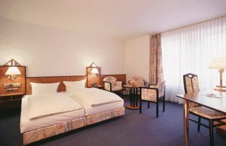 Imagen de la habitación del Hotel Premier, Frankfurt. Foto 3
