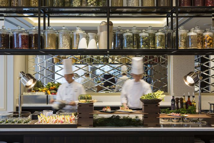 Imagen del bar/restaurante del Hotel Premier Hotel CABIN PRESIDENT Osaka. Foto 8