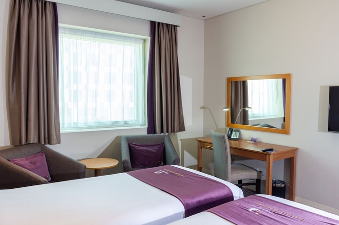 Imagen de la habitación del Hotel Premier Inn Abu Dhabi Airport (Business Park). Foto 7