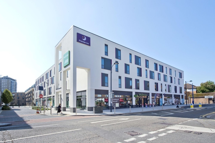 Imagen general del Hotel Premier Inn Addlestone. Foto 1