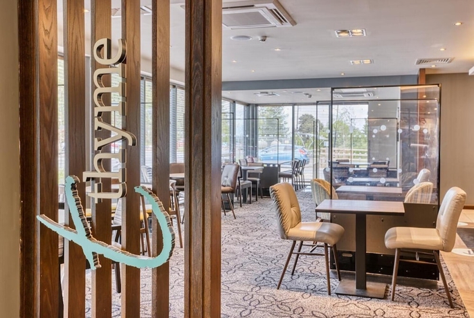Imagen del bar/restaurante del Hotel Premier Inn Aviemore. Foto 4