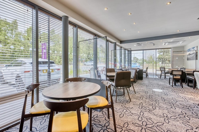Imagen del bar/restaurante del Hotel Premier Inn Aviemore. Foto 5