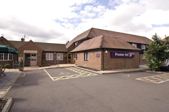 Imagen general del Hotel Premier Inn Aylesbury. Foto 1