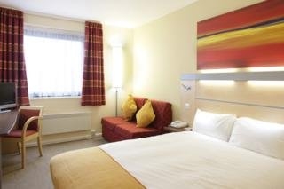 Imagen de la habitación del Hotel Premier Inn Ayr A77 Racecourse. Foto 4