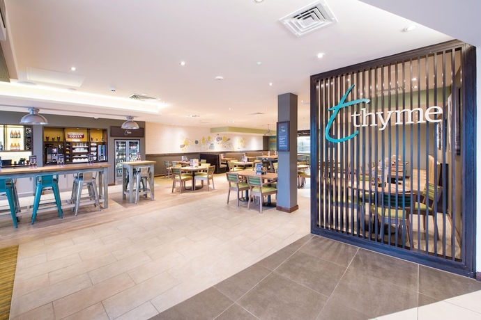 Imagen del bar/restaurante del Hotel Premier Inn Basingstoke Town Centre. Foto 2