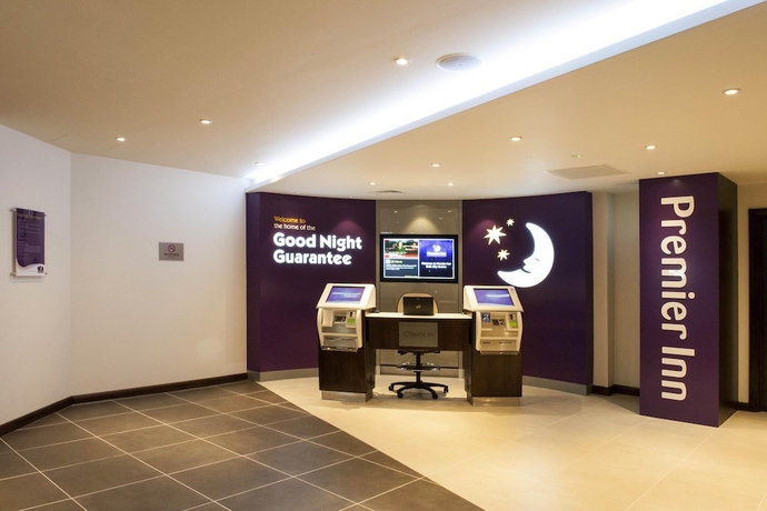 Imagen de los interiores del Hotel Premier Inn Bath City Centre. Foto 16