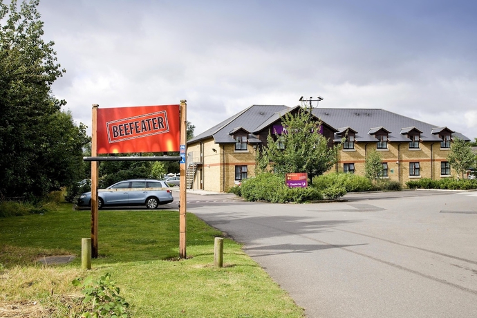 Imagen general del Hotel Premier Inn Bedford - Priory Marina. Foto 1