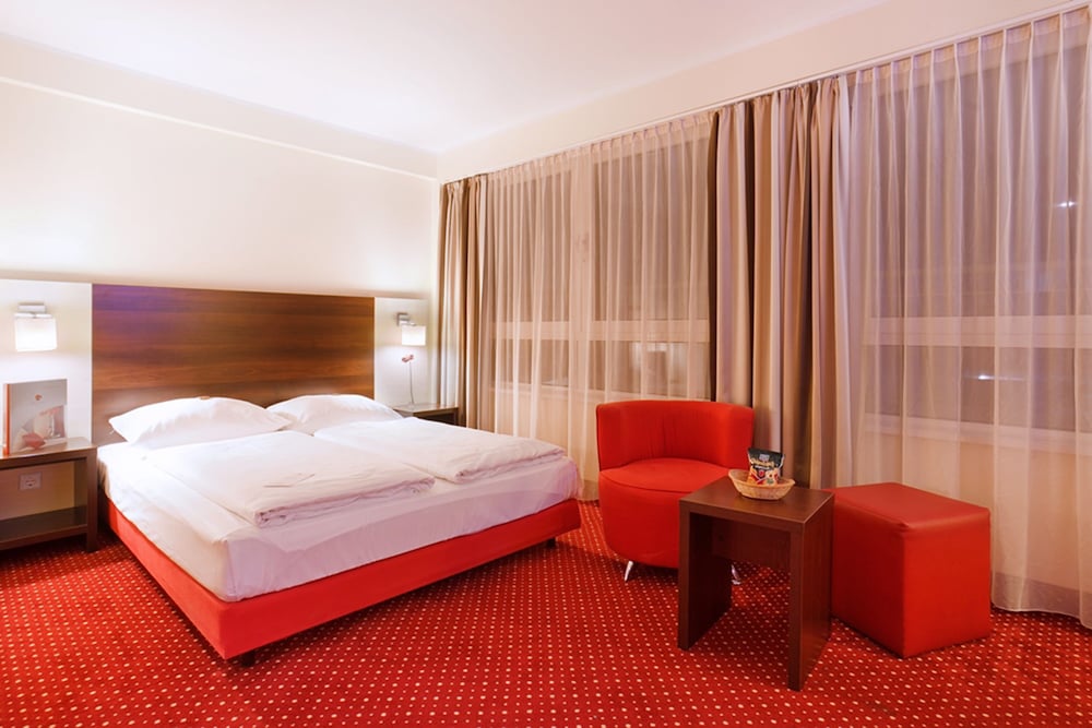 Imagen de la habitación del Hotel Premier Inn Berlin City Süd. Foto 1