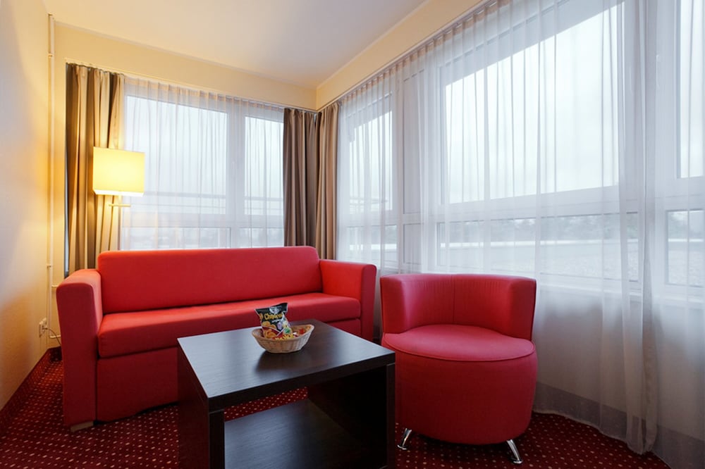 Imagen de la habitación del Hotel Premier Inn Berlin City S&uuml;d. Foto 17