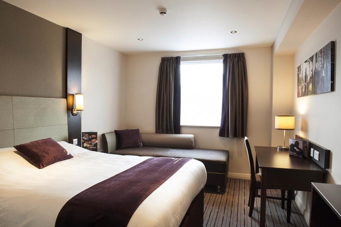 Imagen general del Hotel Premier Inn Birmingham Central (Hagley Road). Foto 4
