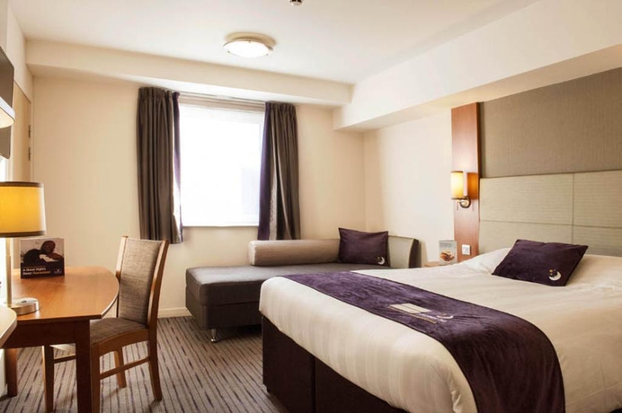 Imagen general del Hotel Premier Inn Birmingham Central (Hagley Road). Foto 5