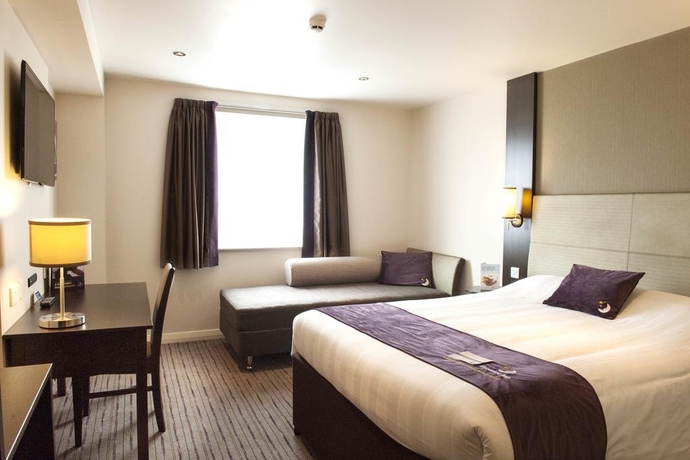 Imagen general del Hotel Premier Inn Birmingham Central (Hagley Road). Foto 13